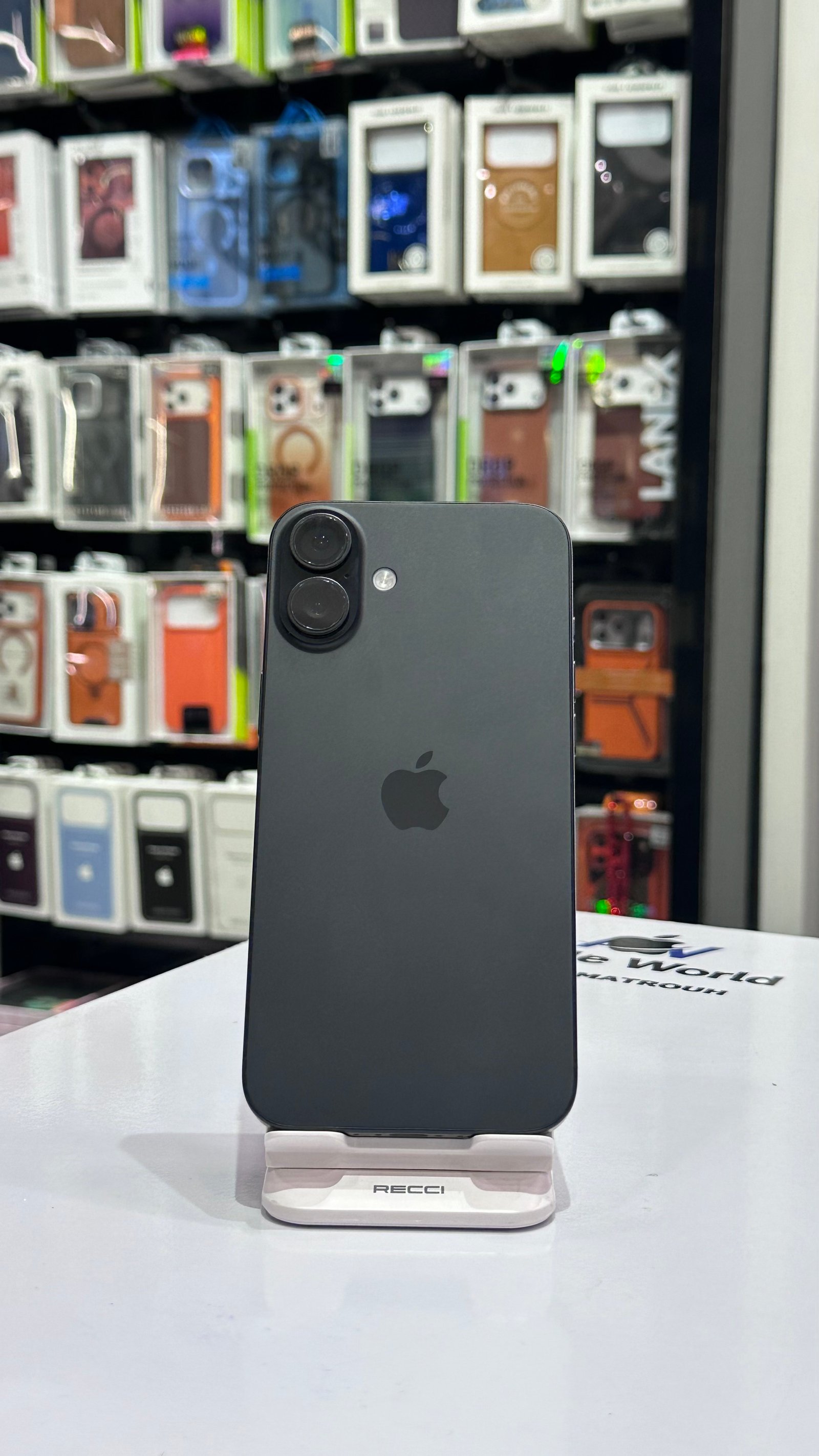 عليه ضريبة iPhone 16 Plus 128G %100