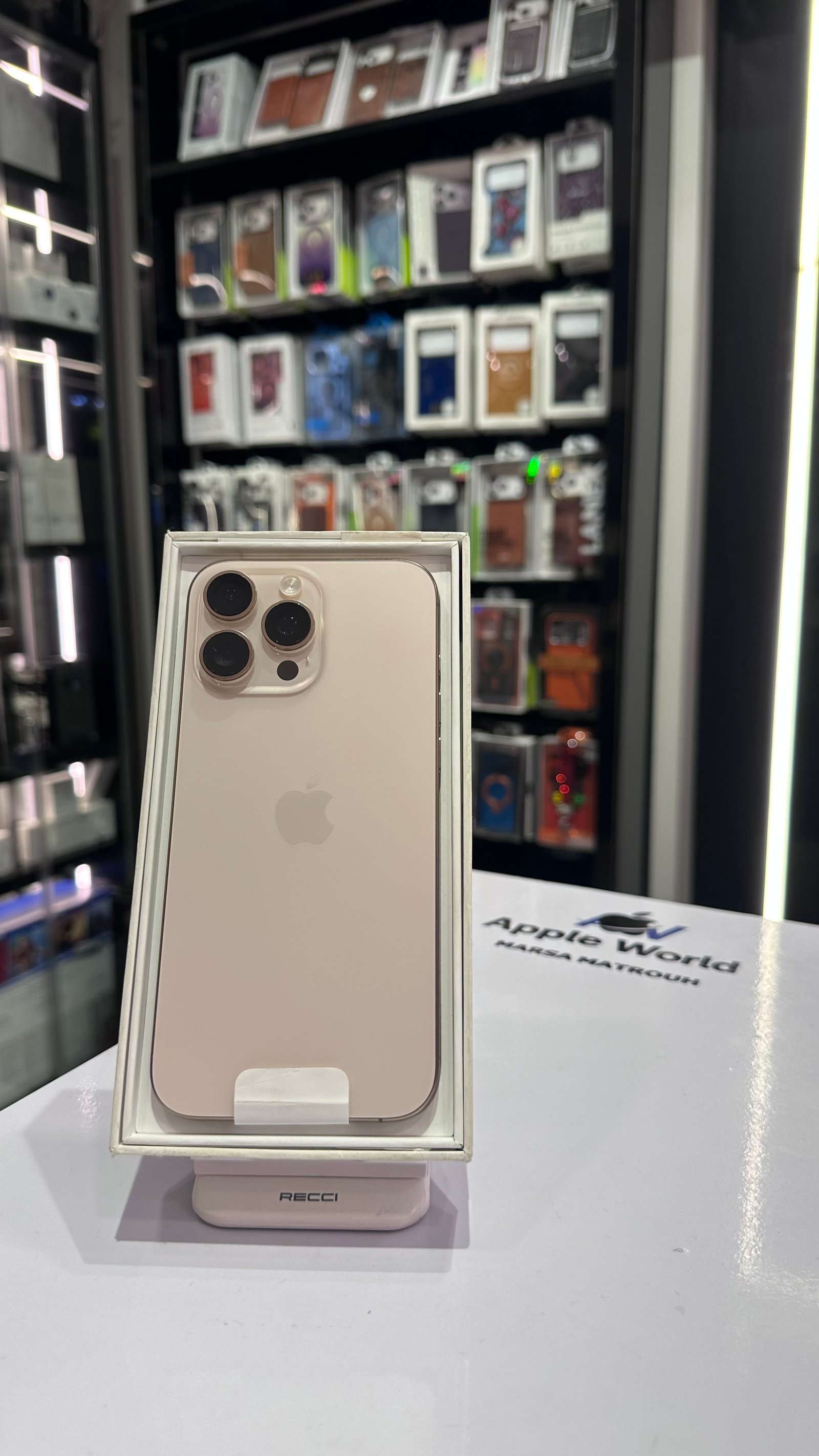 iPhone 16 Pro Max 256G %92