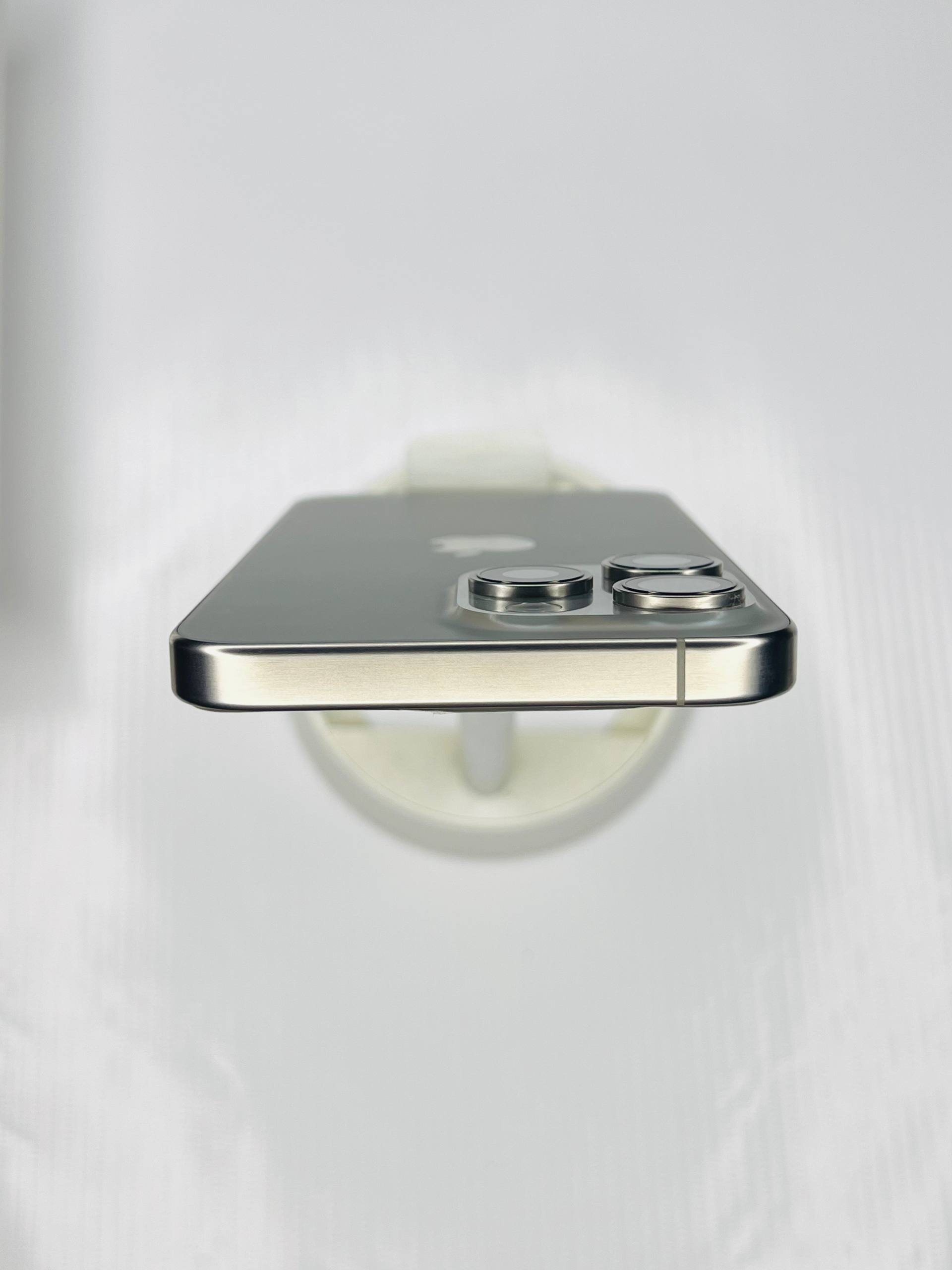 ايفون ١٥ برو ماكس  ٢٥٦جيجا